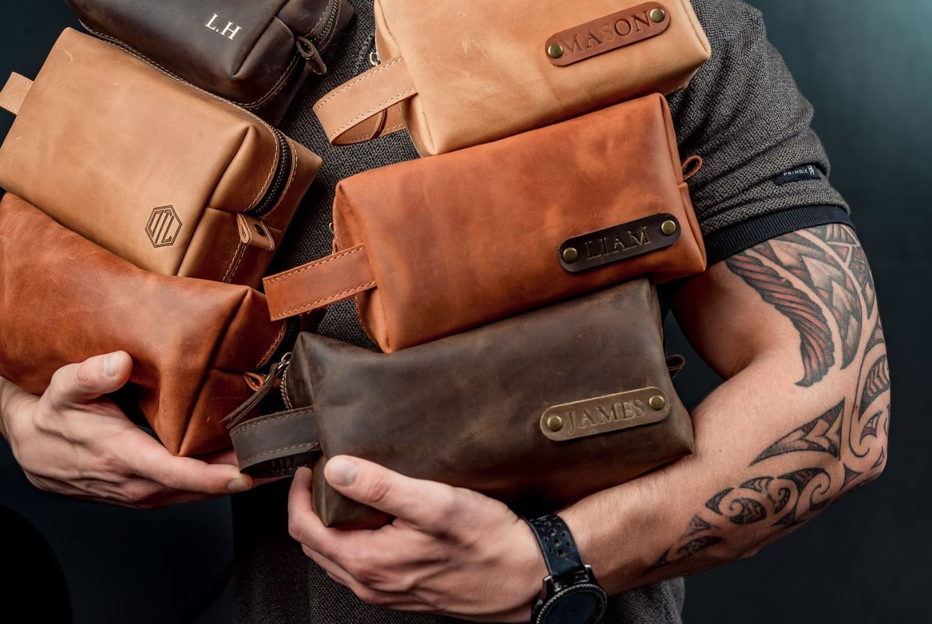 Men’s Leather Toiletry Bag – Customizable, Elegant & Travel-Ready
